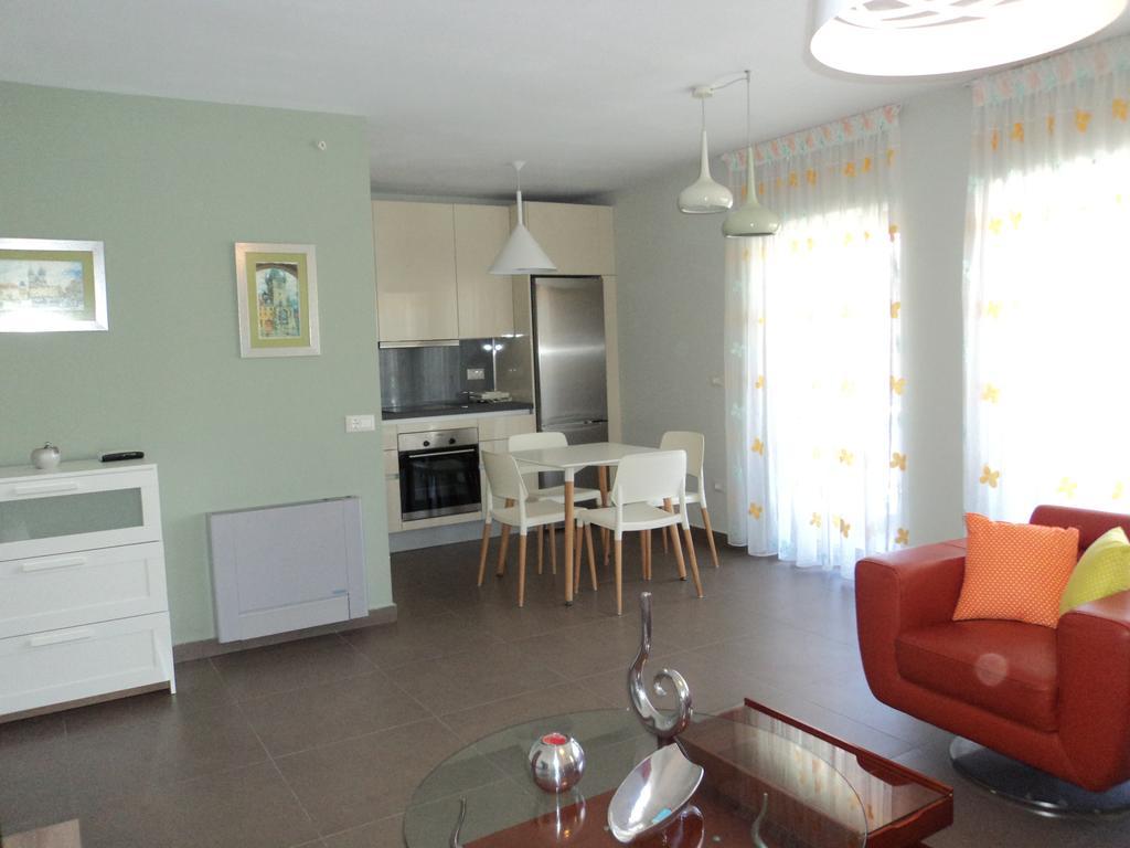 Violeta Apartment *